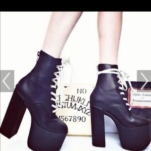 Unif shoes size 5